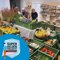 Regionale Lebensmittel werden in der ehemaligen umgebauten Apotheke verkauft.