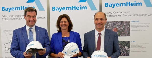 Präsentation der neuen Wohnungsbaugesellschaft für Bayern: Ministerpräsident Dr. Markus Söder, Bauministerin Ilse Aigner, neuer Geschäftsführer der BayernHeim Peter Baumeister Präsentation der neuen Wohnungsbaugesellschaft für Bayern: Ministerpräsident Dr. Markus Söder, Bauministerin Ilse Aigner, neuer Geschäftsführer der BayernHeim Peter Baumeister
