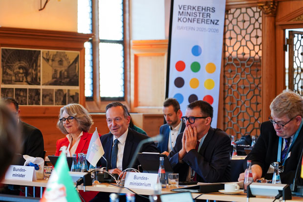 Blick auf Bundesverkehrsminister Dr. Volker Wissing bei der Verkehrsministerkonferenz